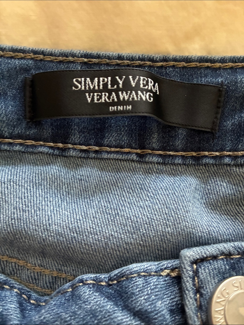 Simply Vera Vera Wang Straight-Leg Stretchy HD Jeans in Medium Blue